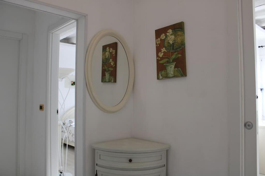 Apartment With Terrace In Chioggia'S Main Square Екстериор снимка