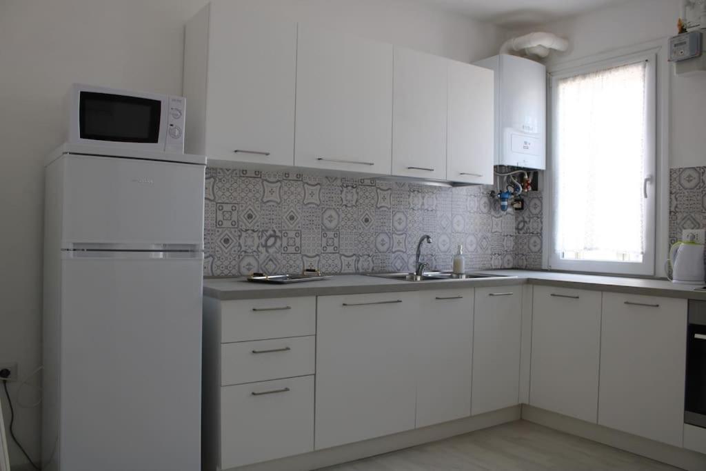 Apartment With Terrace In Chioggia'S Main Square Екстериор снимка